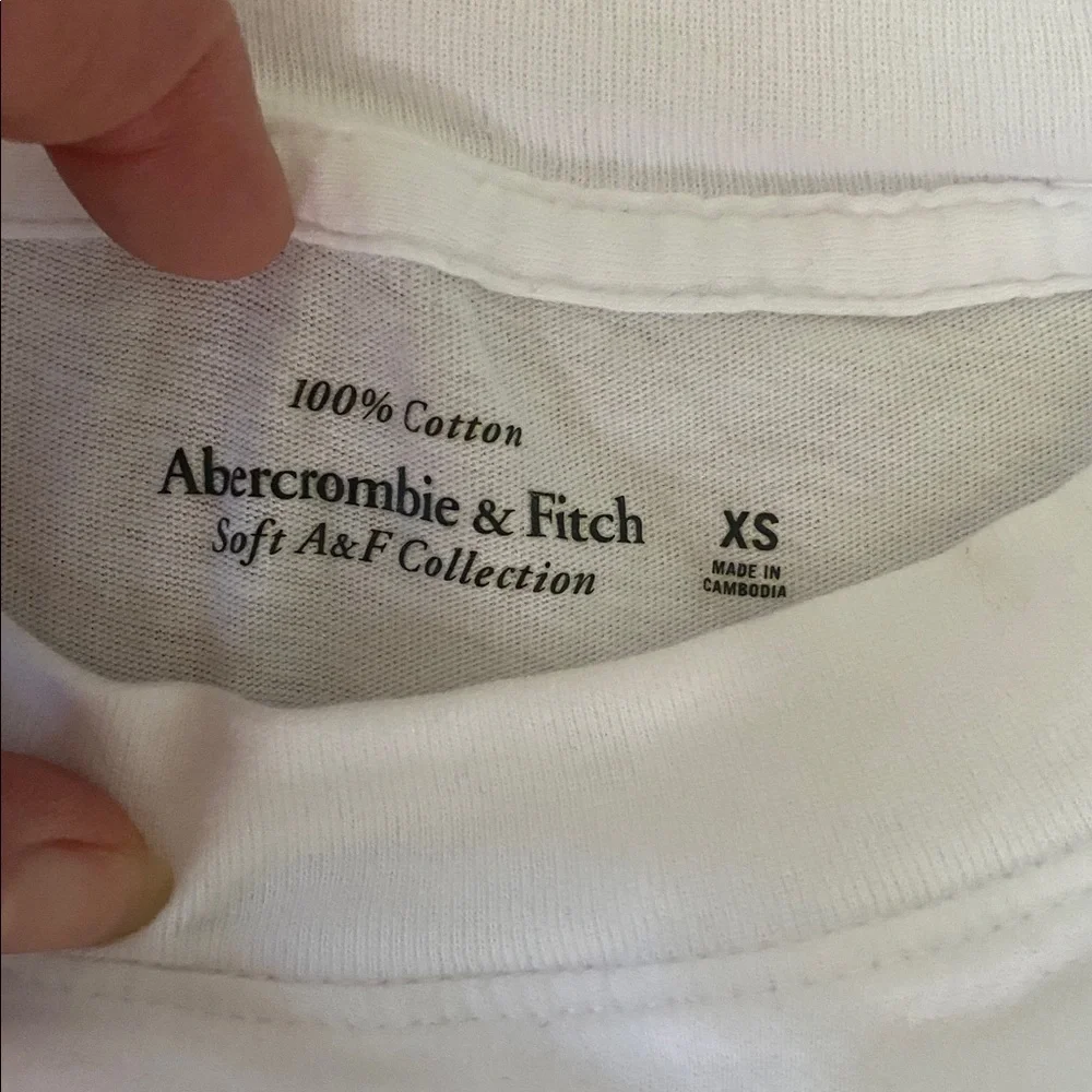 Abercrombie & Fitch W. Village Tennis White Cotton T-Shirt - Picture 4 of 8